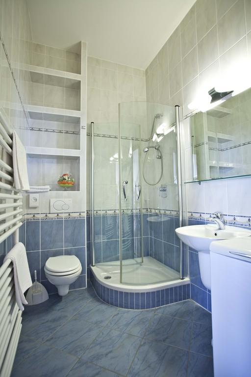Studio Apartmani Bijeli Delfin 比奥格勒·纳·莫鲁 客房 照片