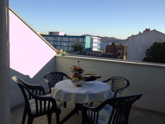 Studio Apartmani Bijeli Delfin 比奥格勒·纳·莫鲁 外观 照片